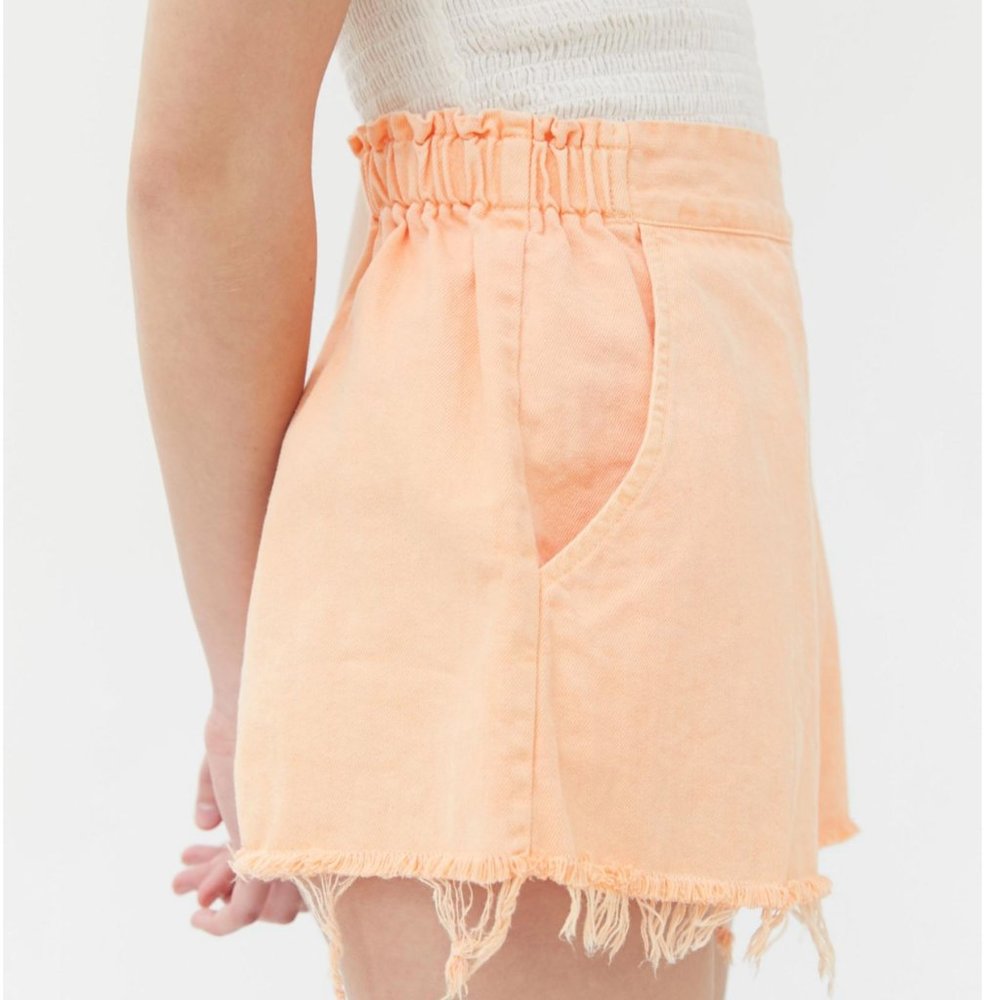 NWT urban outfitters peach cut off high rise short - Picture 1 of 6